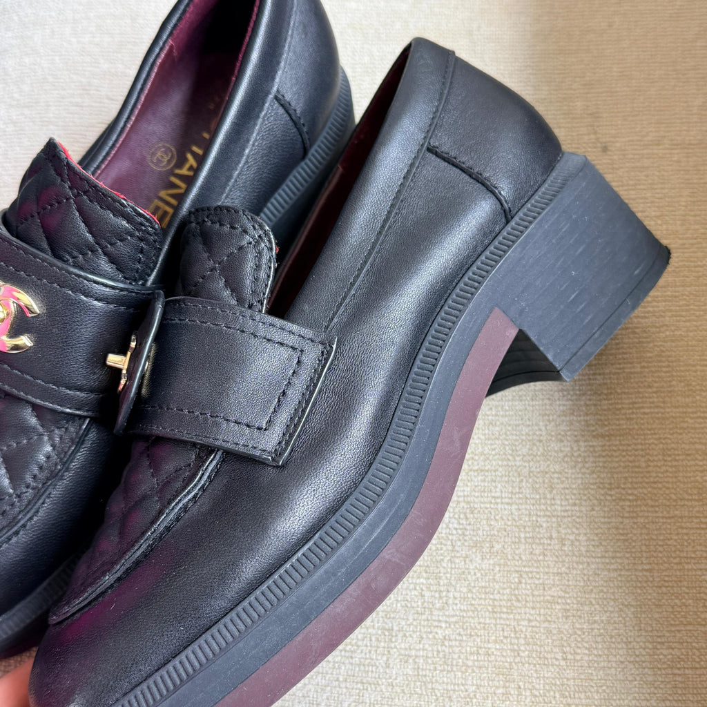 Mocasines CHANEL negros