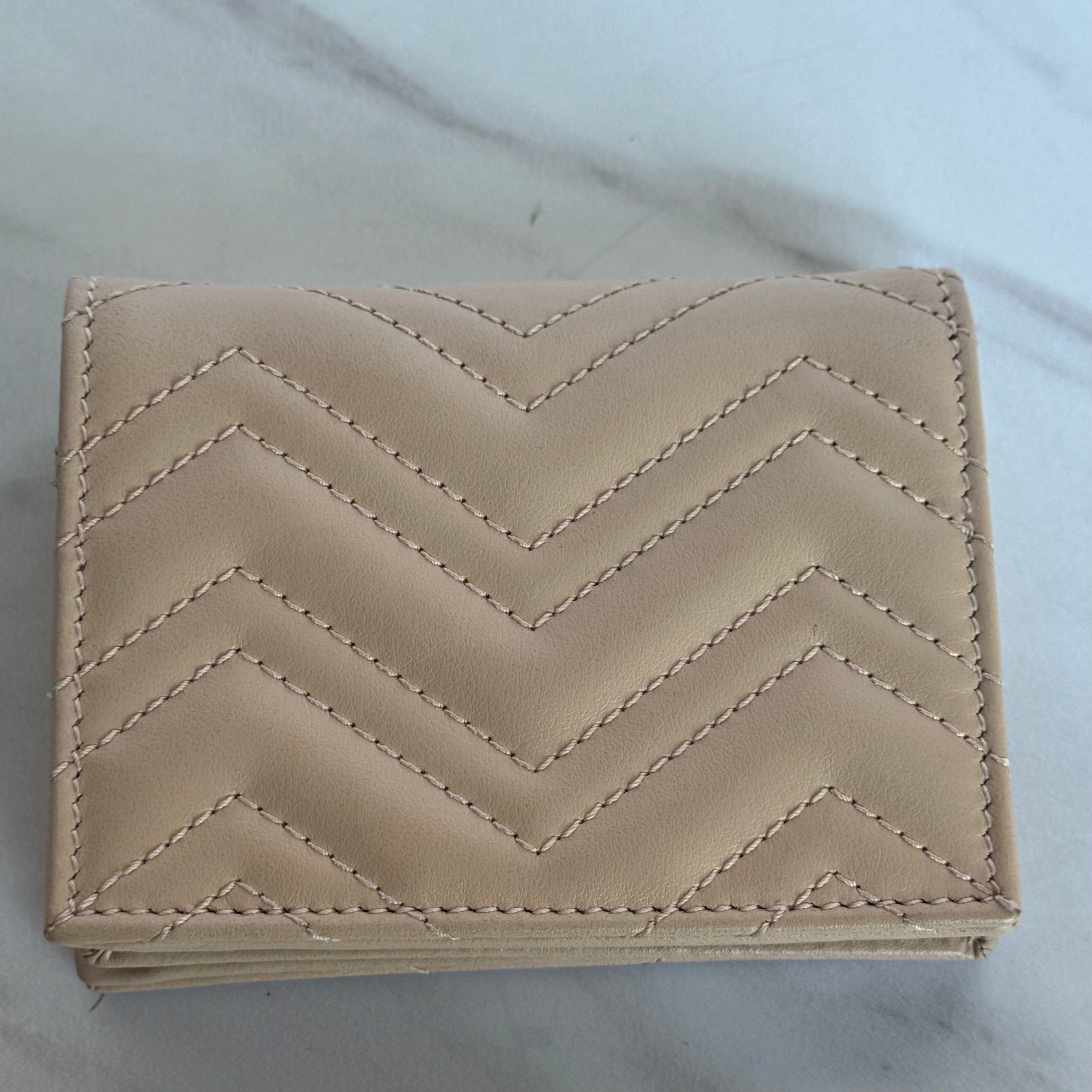 Gucci Double G MARMONT small
