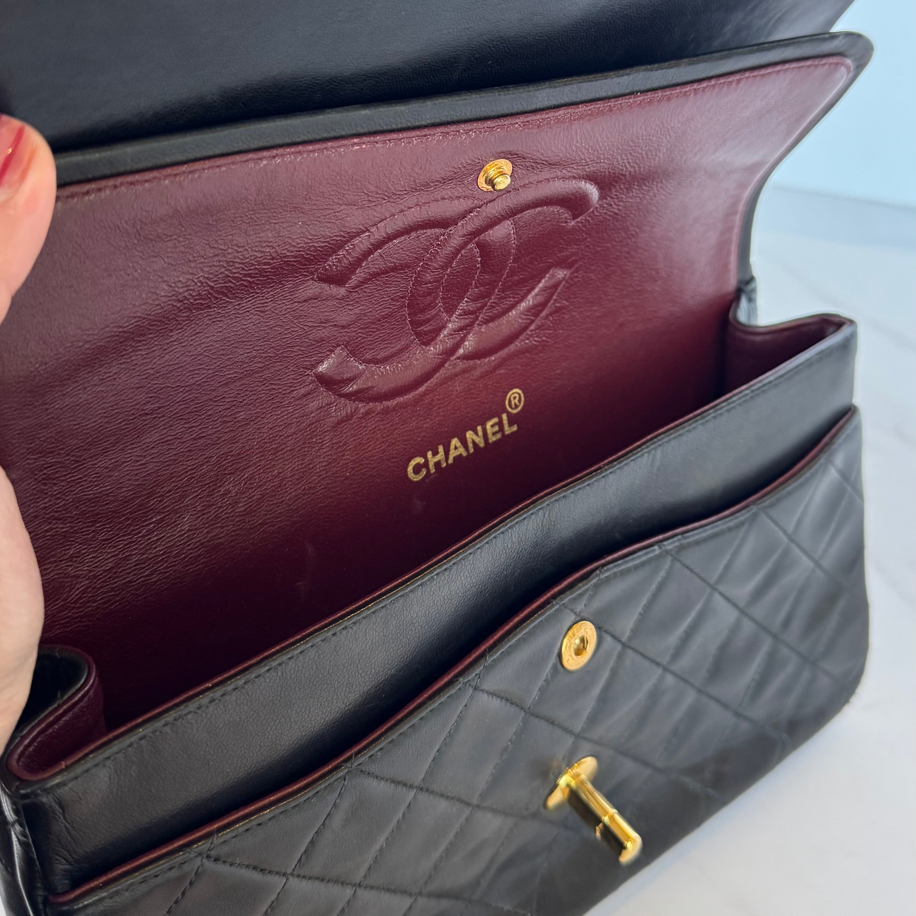 CHANEL double flap negra