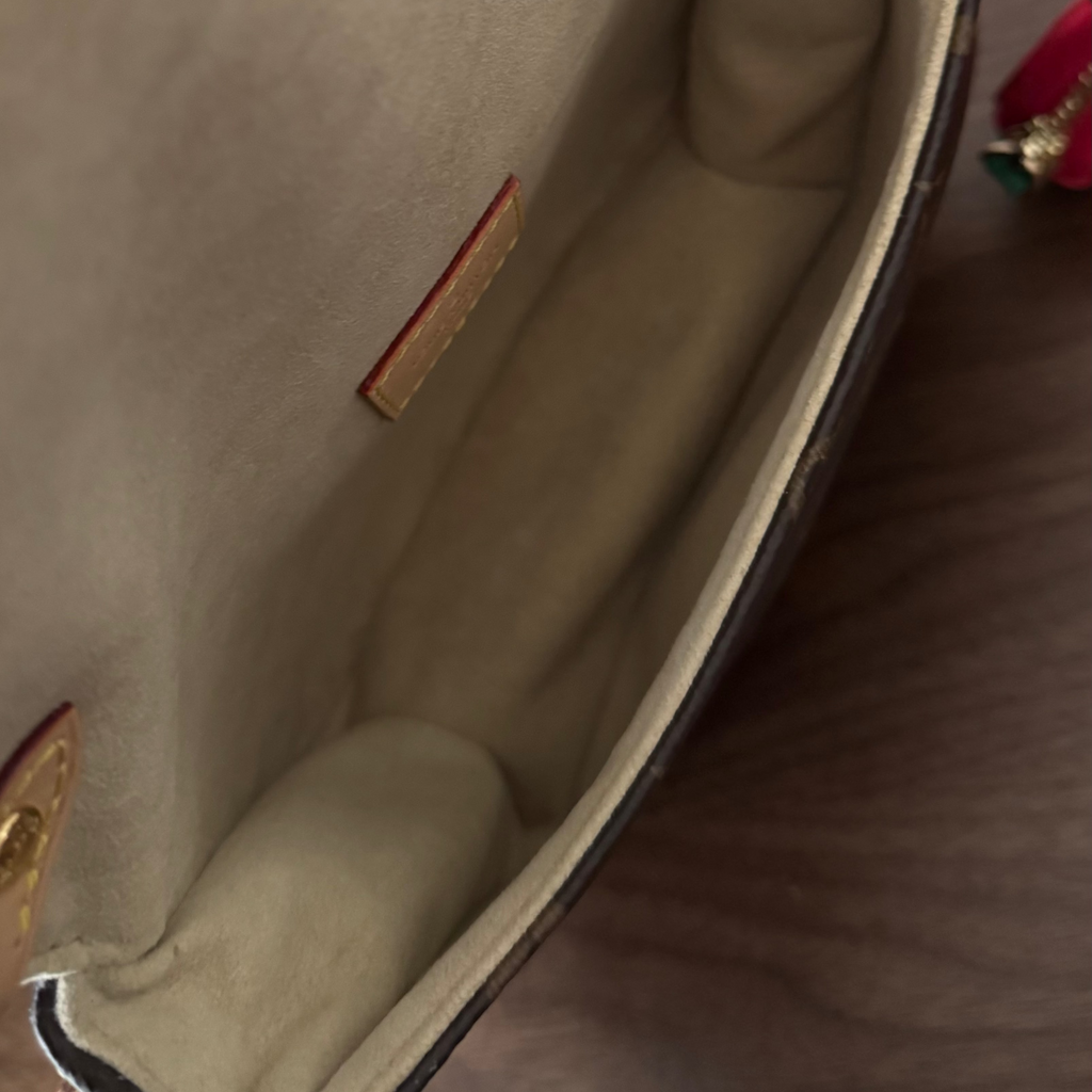 Bolsa pequeña monogram Louis Vuitton