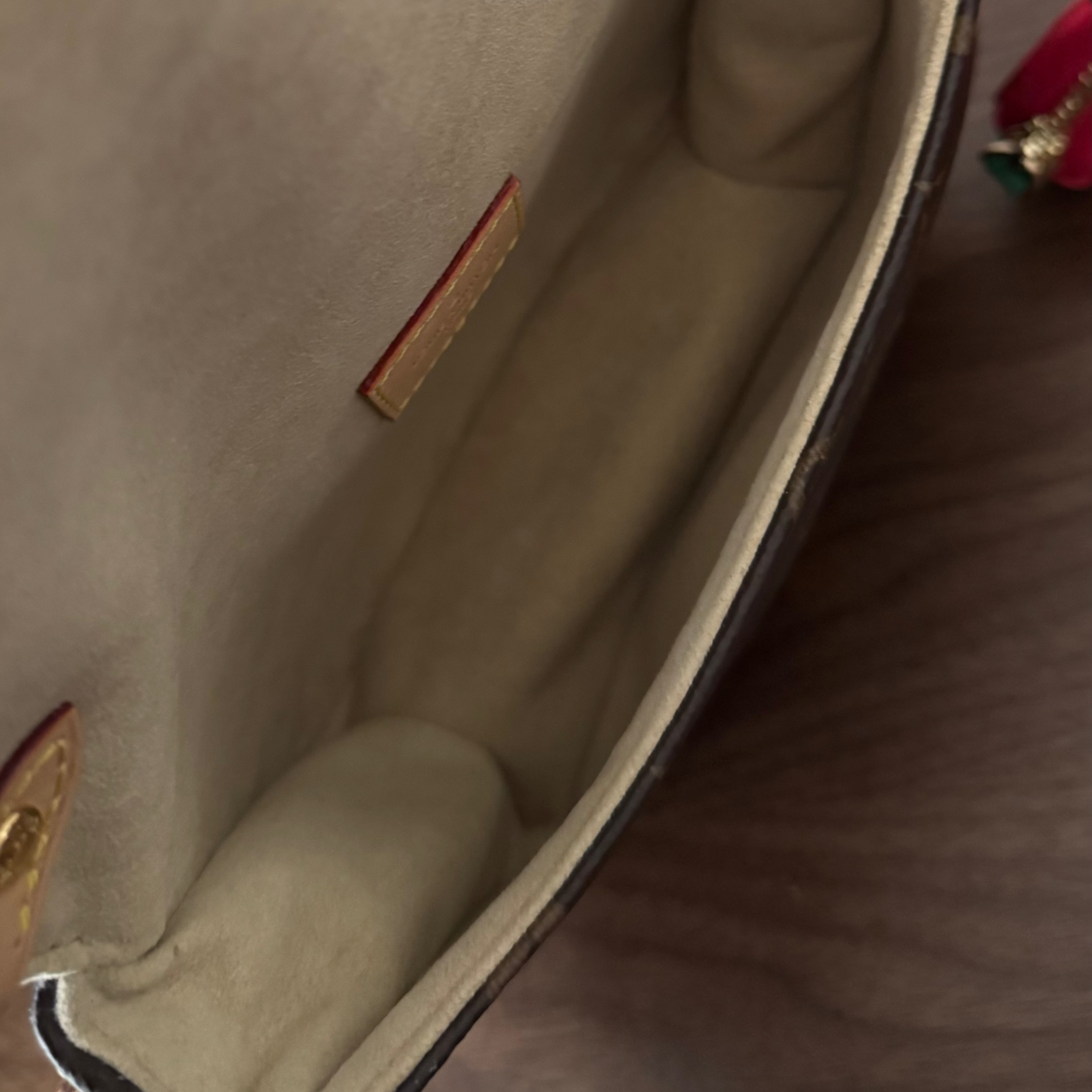 Bolsa pequeña monogram Louis Vuitton