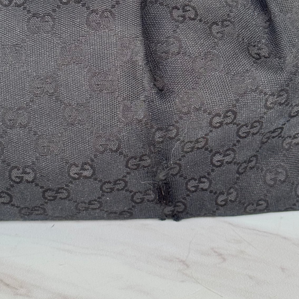 Gucci denim negra