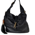 Gucci negra piel