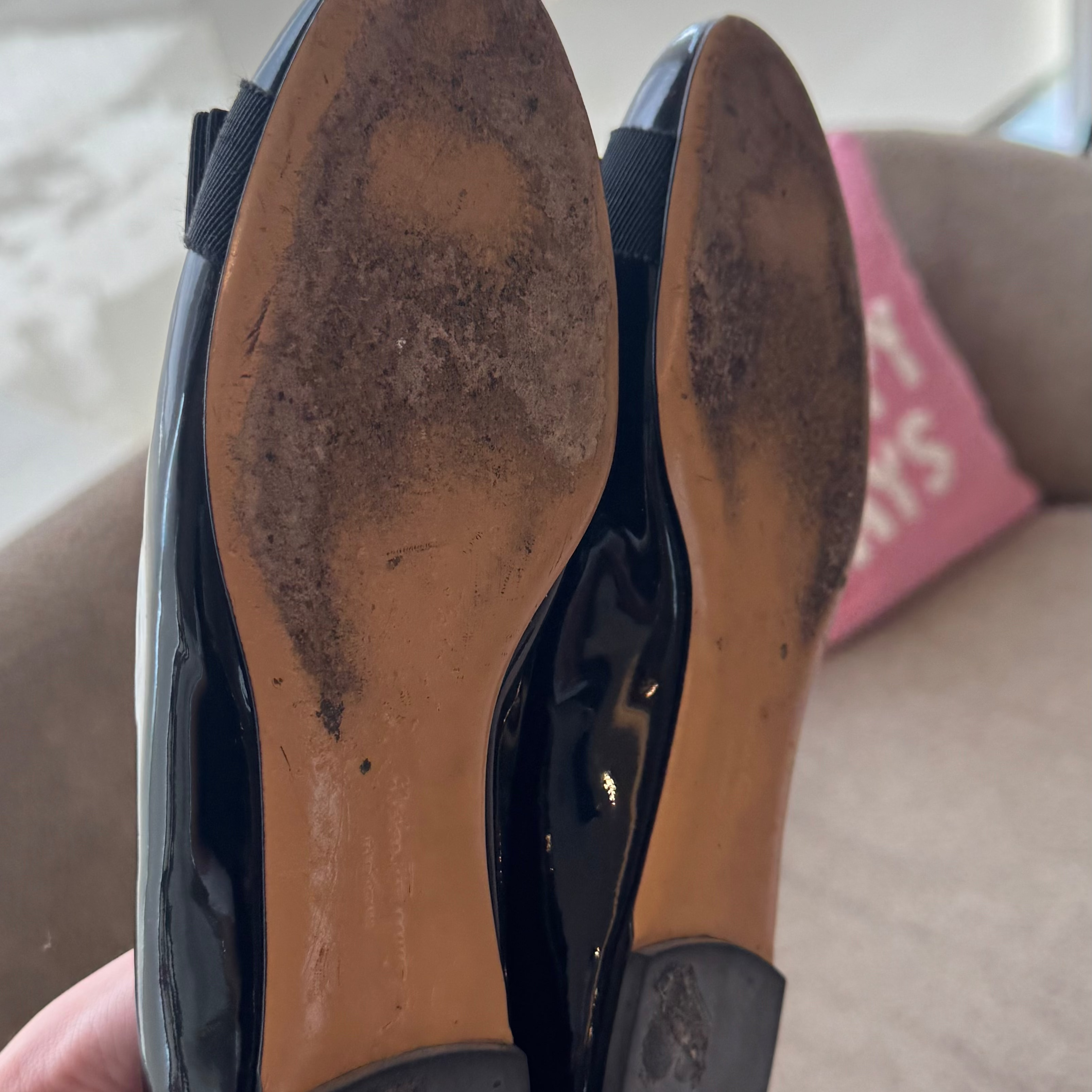Flats Ferragamo negros